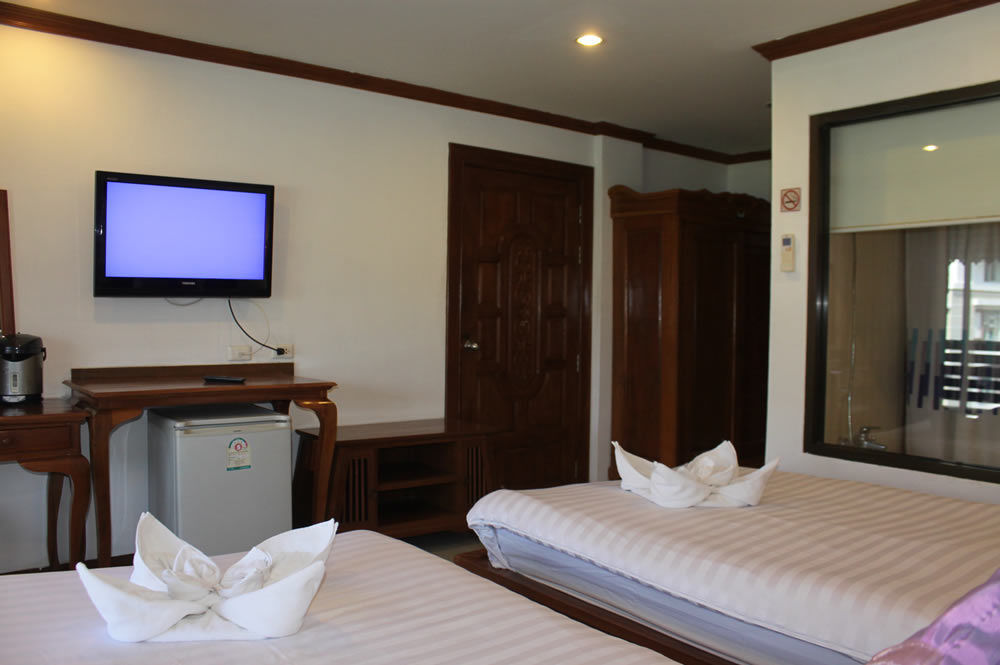New Life Phuket Classic Patong Exterior photo