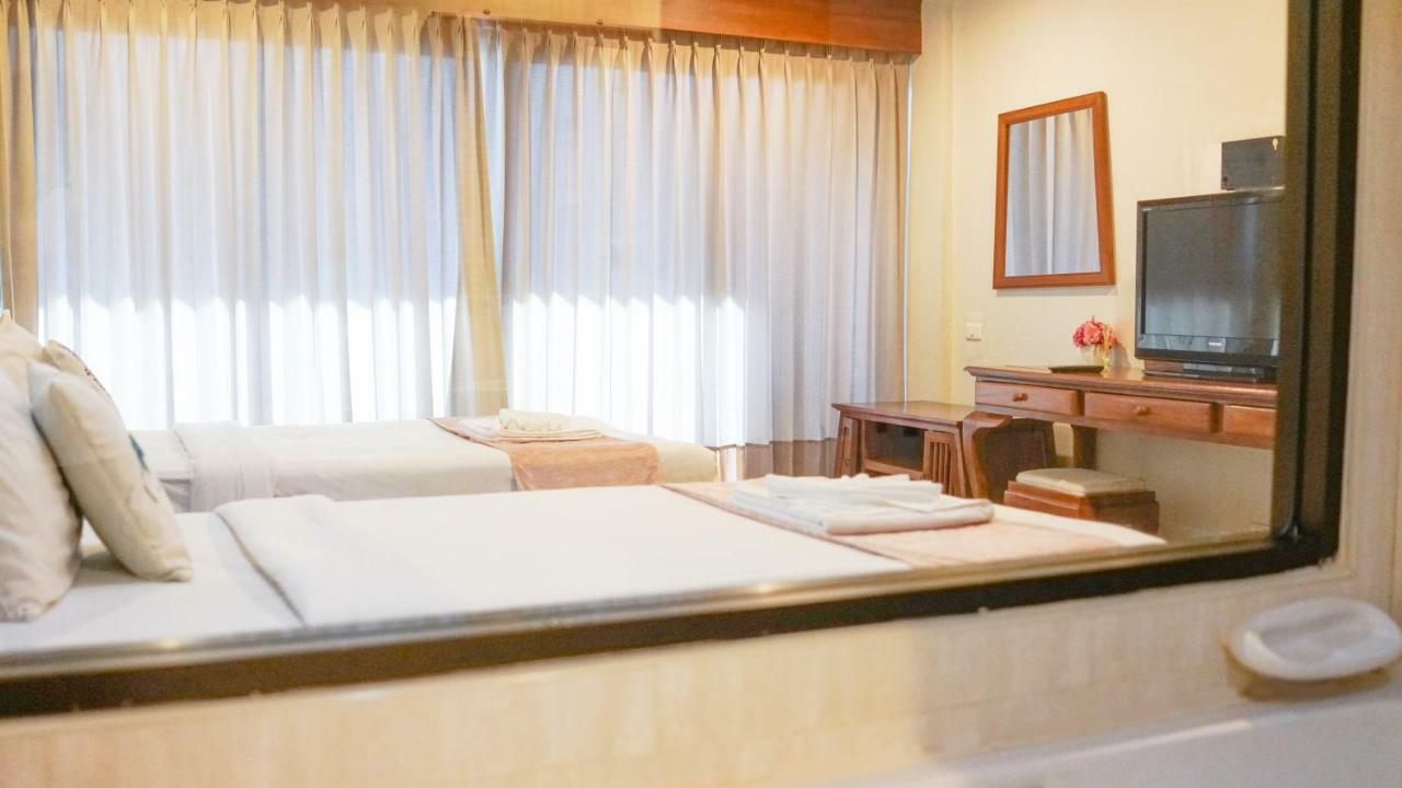 New Life Phuket Classic Patong Exterior photo